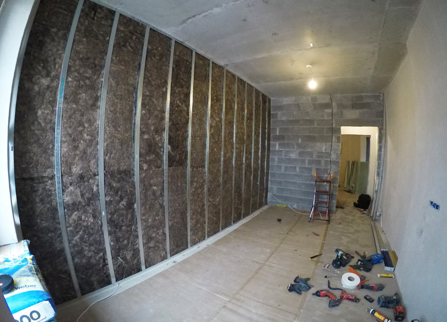 Теплоизоляция стен, потолка, пола в квартире, доме и гараже - Звуко и .